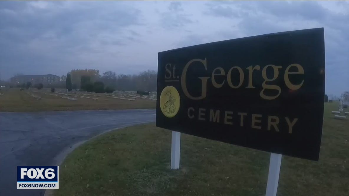 Kenosha cemetery throws out gravesite items